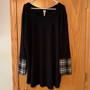 Black tunic sweater